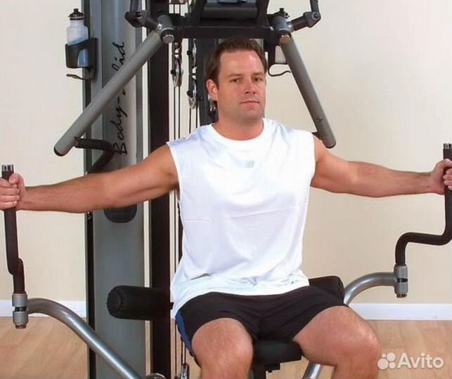 Силовой тренажер для упражнений