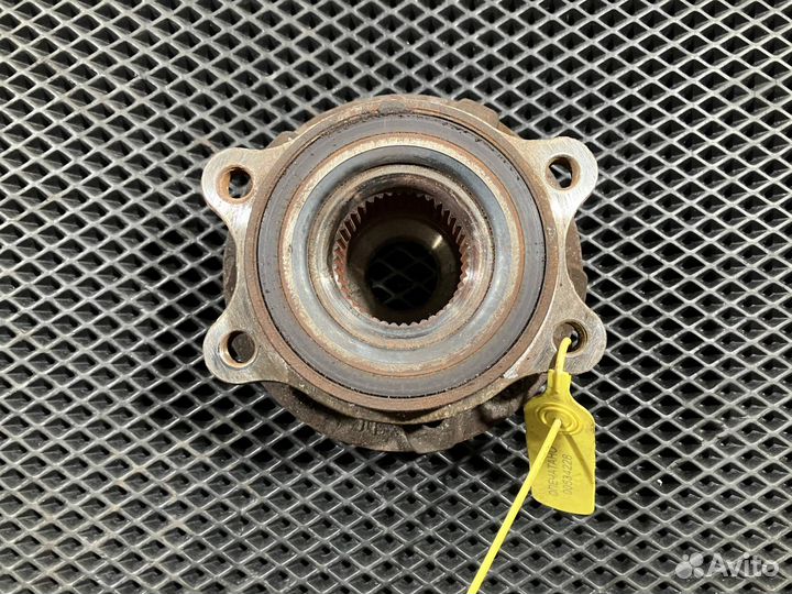 Ступица передняя Audi A8 D4/4H 2012 8K0407615B