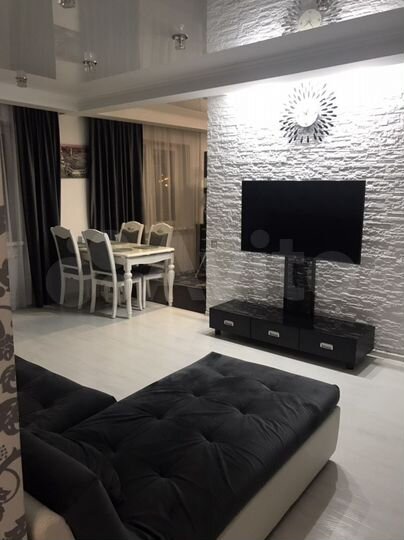 3-к. квартира, 70 м², 5/5 эт.