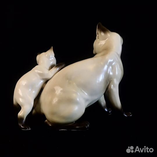 Фарфоровая статуэтка Кошка котенок Napco Япония