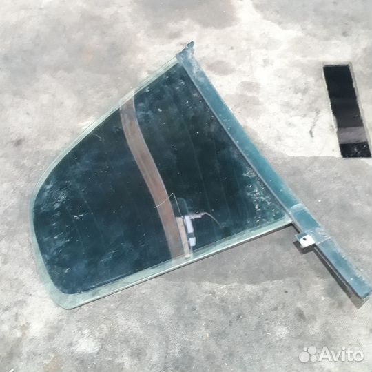 Форточка зад. правой двери Шкода Октавия тур А4U1