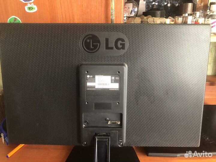 Монитор LG