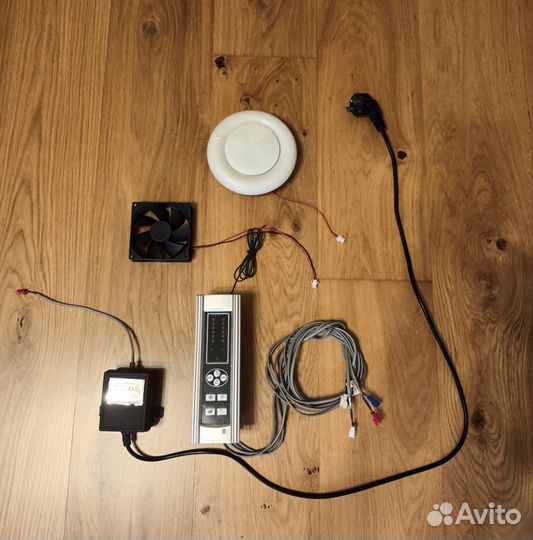 Пульт управления душевой кабиной радиоприемник