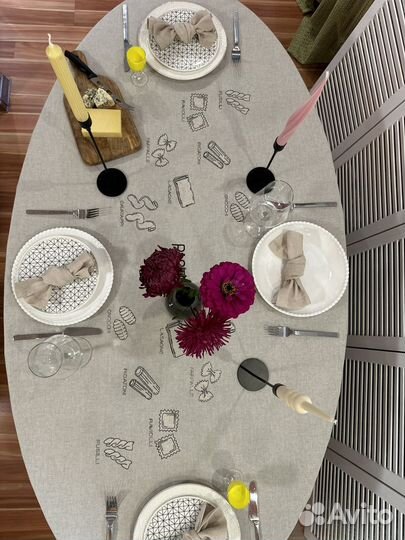Скатерть льняная с вышивкой