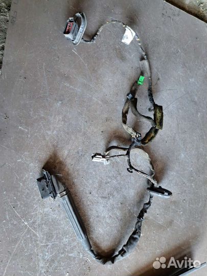 Проводка двери передний правый Volvo S40