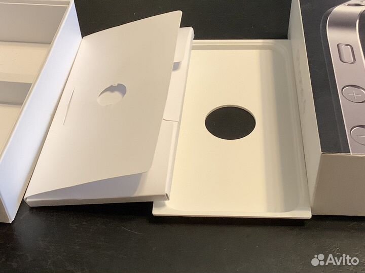 Коробка от iPhone 4