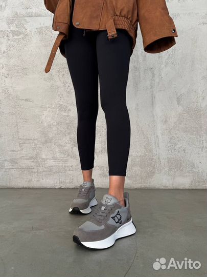 Кроссовки Niked Wolf