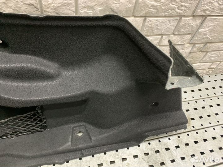 Mercedes Benz E W212 Обшивка багажника LH RH