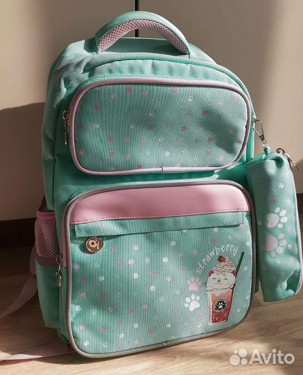 Рюкзак школьный