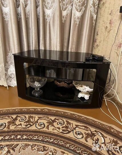 Тумба под телевизор