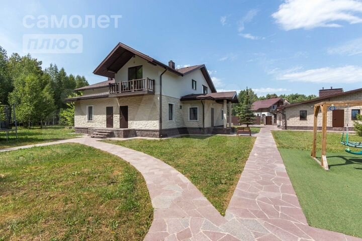 Дом 458 м² на участке 30 сот.