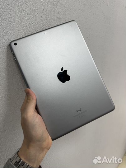 iPad 6 поколения