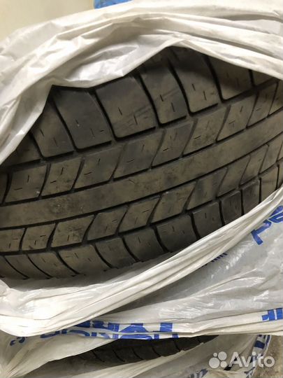 Goodyear Wrangler HP All Weather 235/65 R17