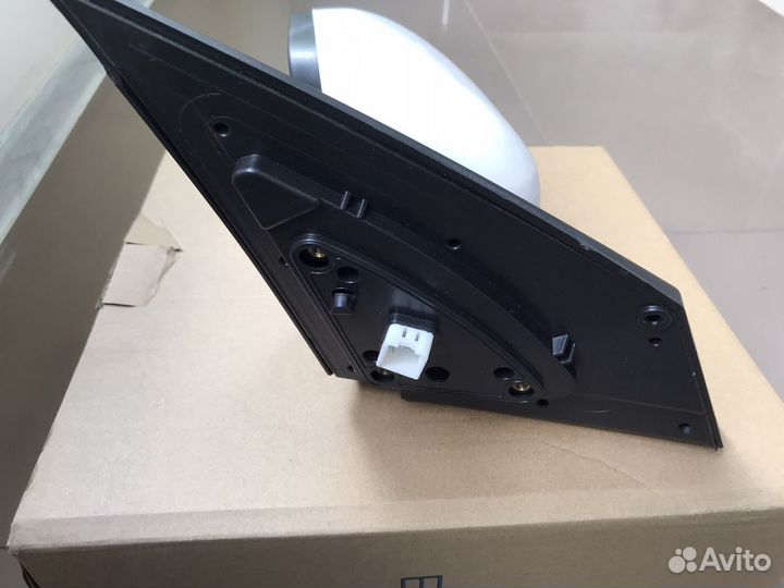 Боковое зеркало Kia Rio 2017-2020