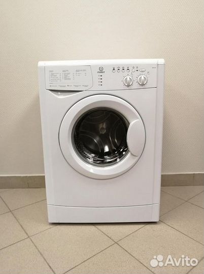 Стиральная машина Indesit wisl 104 на 4.5кг