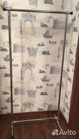 Вешалка напольная