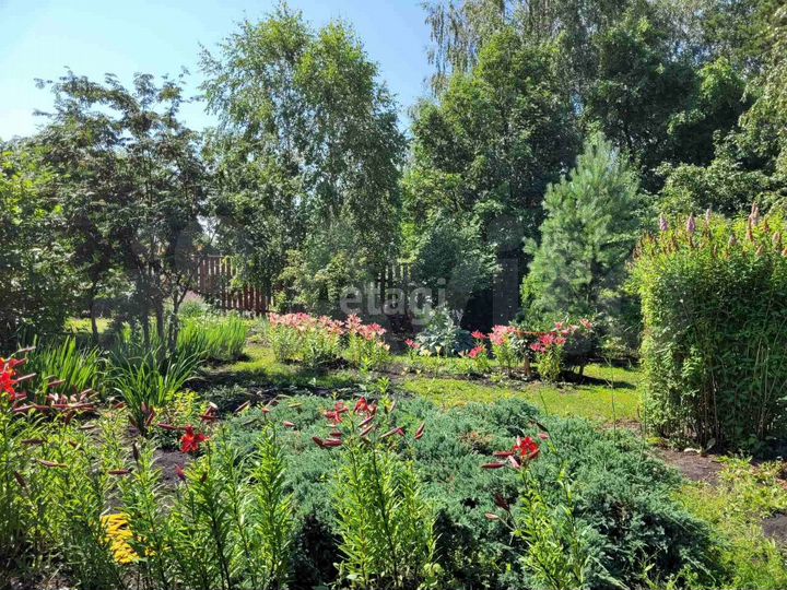 Дом 54 м² на участке 26,7 сот.