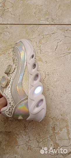 Кроссовки 23 размер для девочки