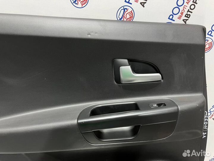 Обшивка двери Kia Ceed ED