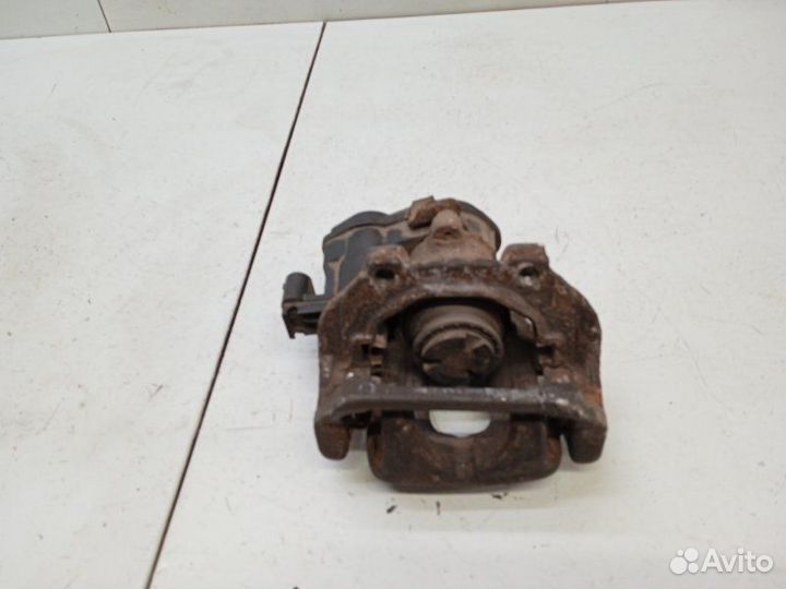 Суппорт задний левый Bmw X3 F25 2.0 2013