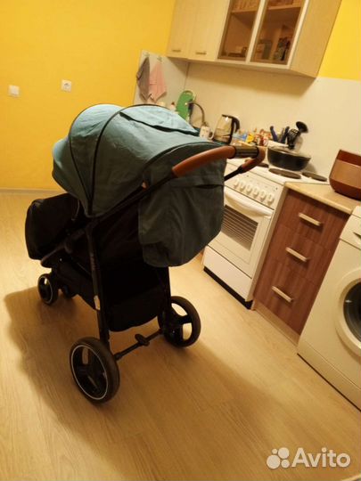 Коляска состояние новой