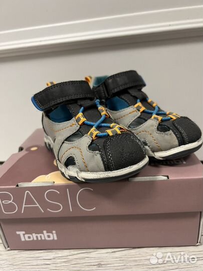 Сандалии детские для мальчиков 23