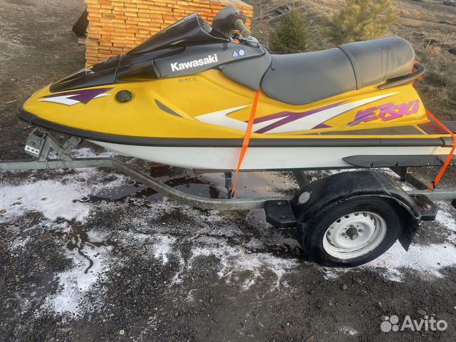 По запчастям гидроцикл Kawasaki zxi 1100