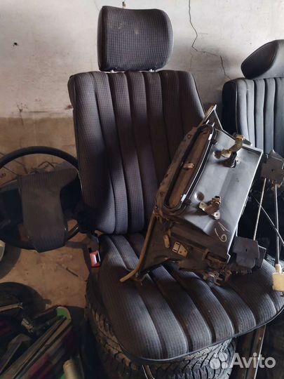 Запчасти мерседес 190 w201