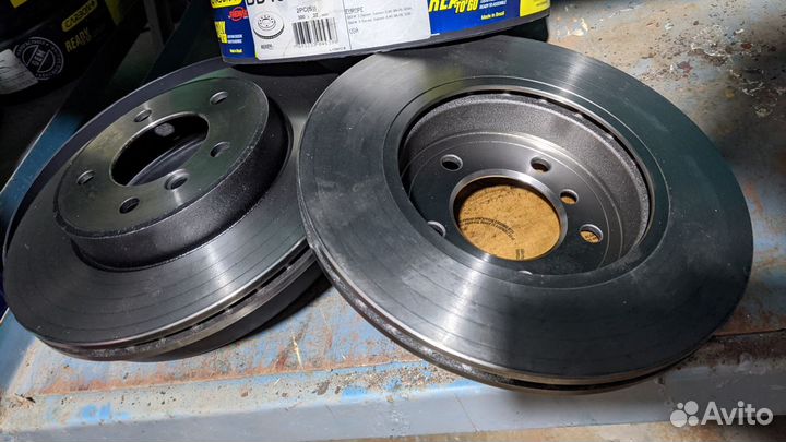 Тормозные диски передние 2 шт BMW 3 (E46)