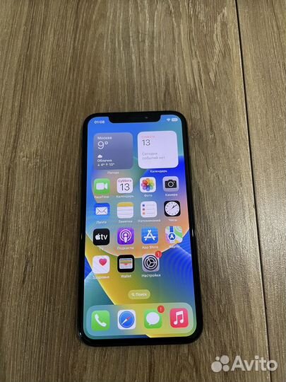 iPhone X, 256 ГБ