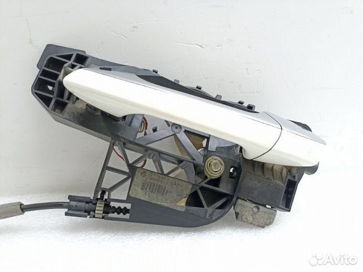 Ручка двери внешняя задняя левая Mercedes-Benz