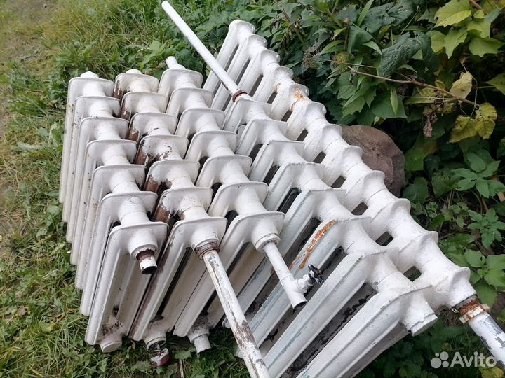 Батарея чугунная