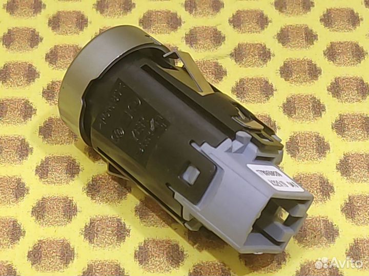 Кнопка запуска двигателя Volkswagen Jetta JEM dgxa