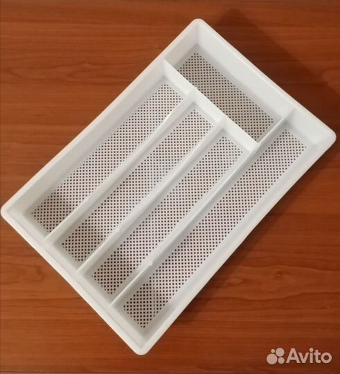 Лоток для столовых приборов