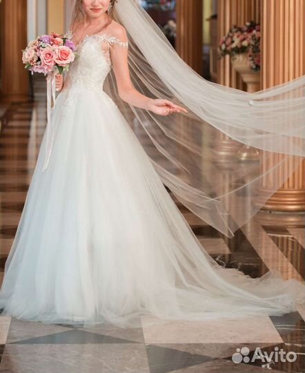 Продам свадебное платье. Фата в подарок