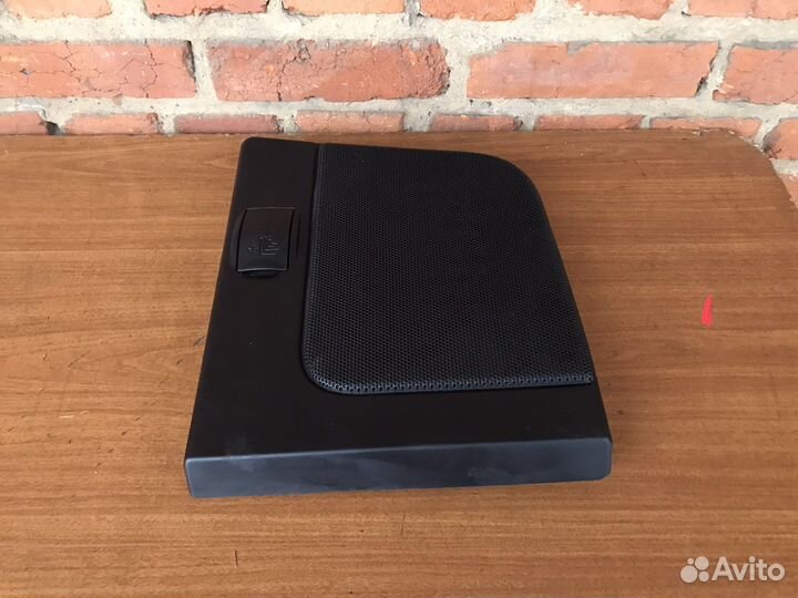 Накладка под динамик левый Mitsubishi Galant 9