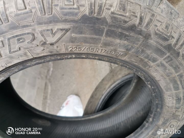 Toyo Open Country A/T 225/65 R17