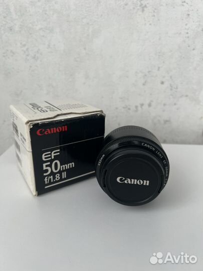 Объектив Canon EF 50mm f/1.8 II