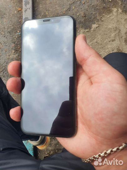 iPhone Xs, 64 ГБ