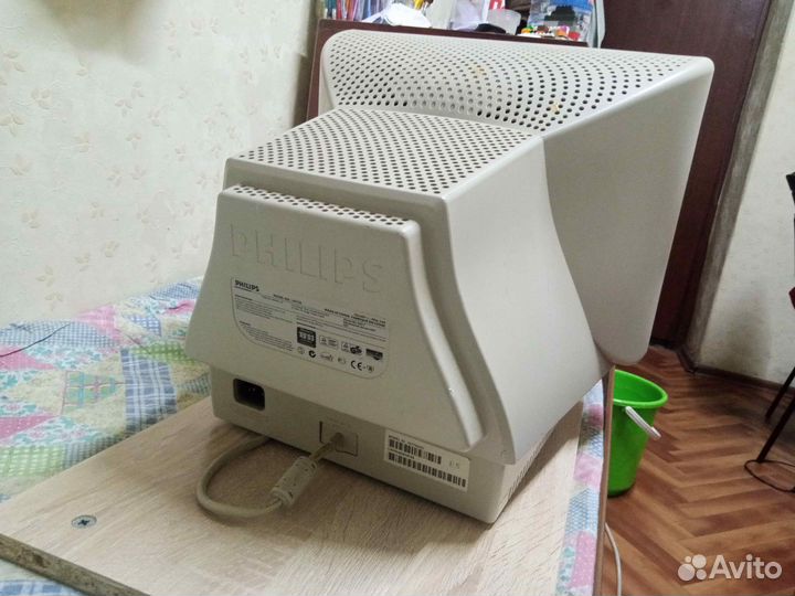ЭЛТ монитор Philips 107t50