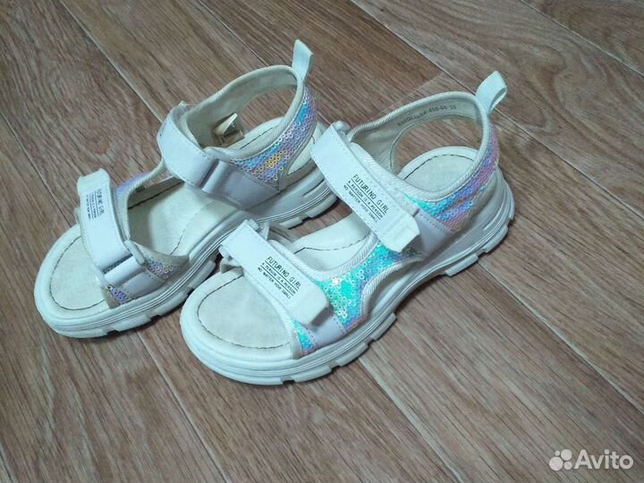 Босоножки для девочек