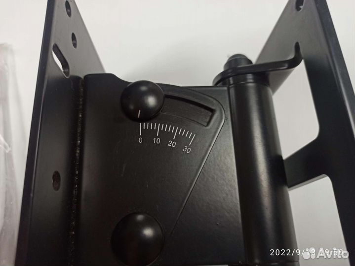 Настенное крепление для акустики