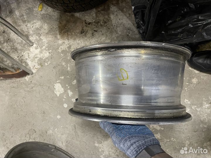 Продам диски r17