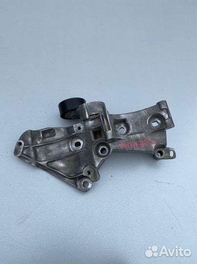 Кронштейн генератора Renault Scenic 2 1.6