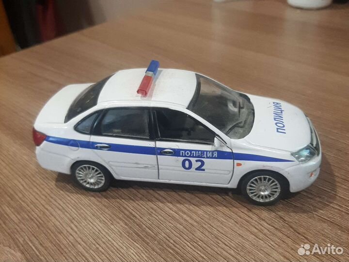 Коллекционная машинка