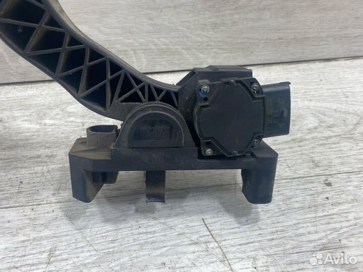 Педаль газа Ивеко Daily 3