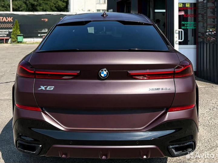 Оклейка автомобиля пленкой. Бронирование