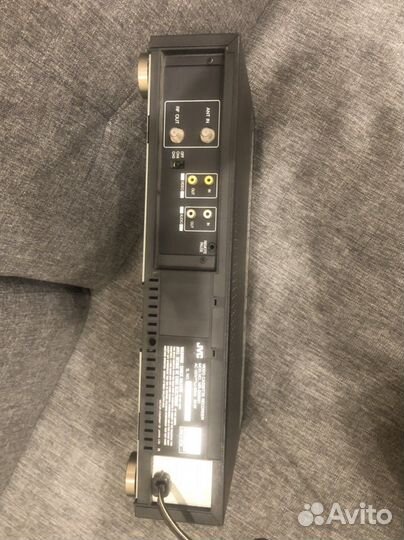 Видеомагнитофон