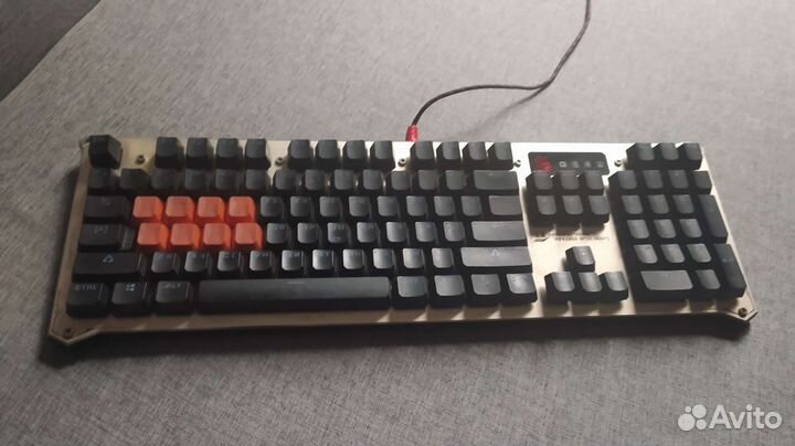 Игровая механическая клавиатура a4tech bloody b840