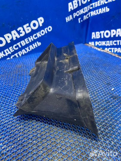 Воздуховод Toyota Sprinter седан 5A-FE 1992